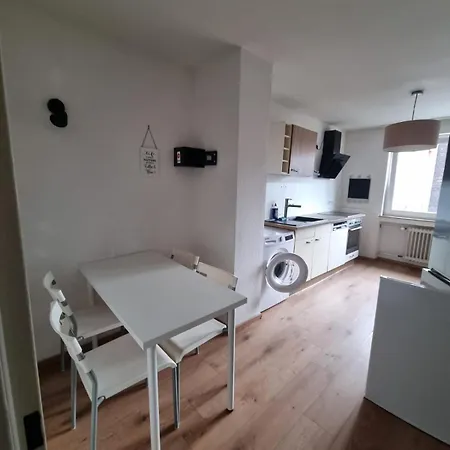 Monteurwohnung Business Oberbilk 6 P Apartamento